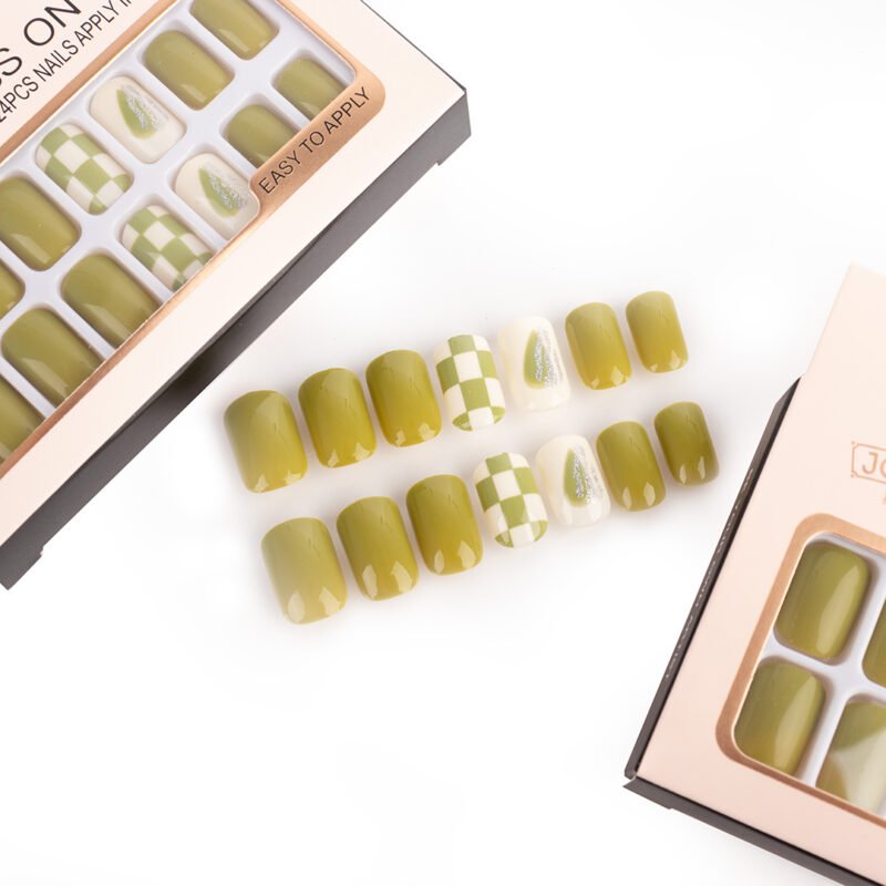 UÑAS PRESS ON CORTAS - CITY GIRL 14PCS - Imagen 4