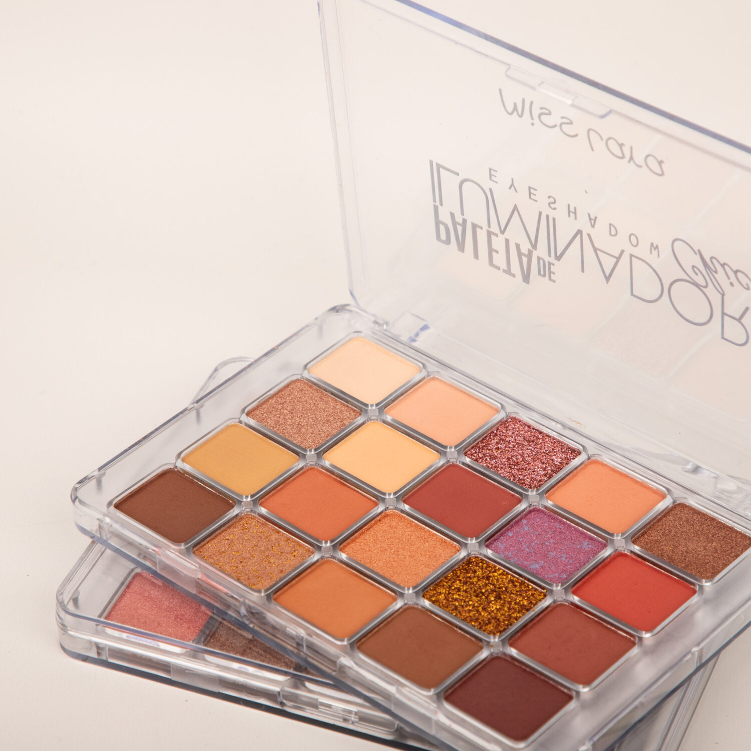 PALETA DE SOMBRAS MISS LARA - 20 TONOS