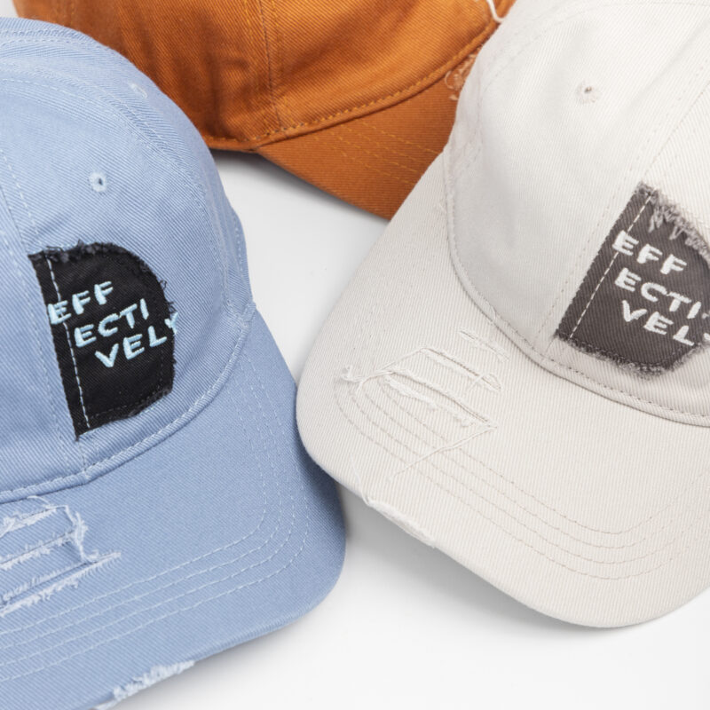 GORRA CON APLIQUE - CITY GIRL - Imagen 2