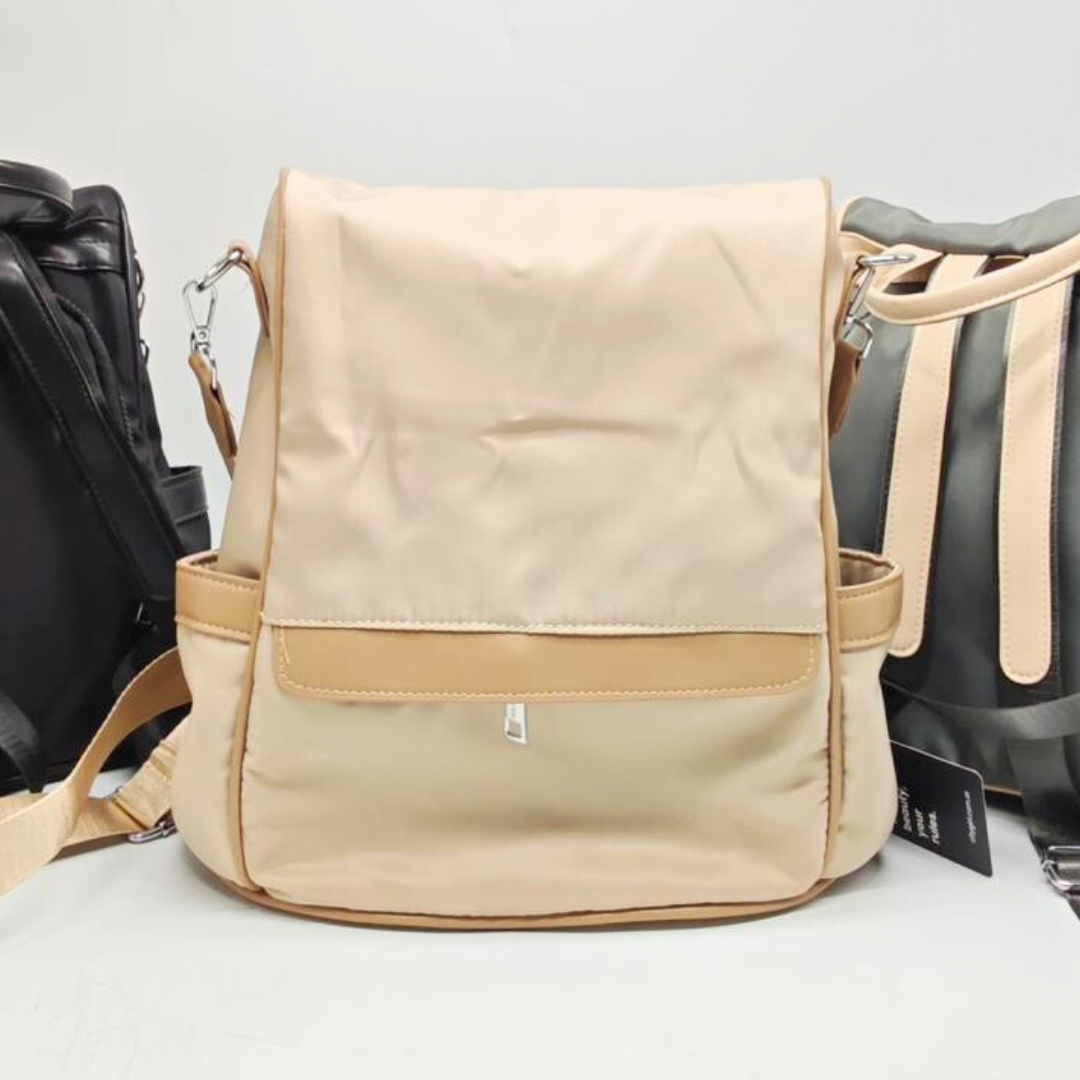MOCHILA CON CIERRE POR DETRAS - CITY GIRL