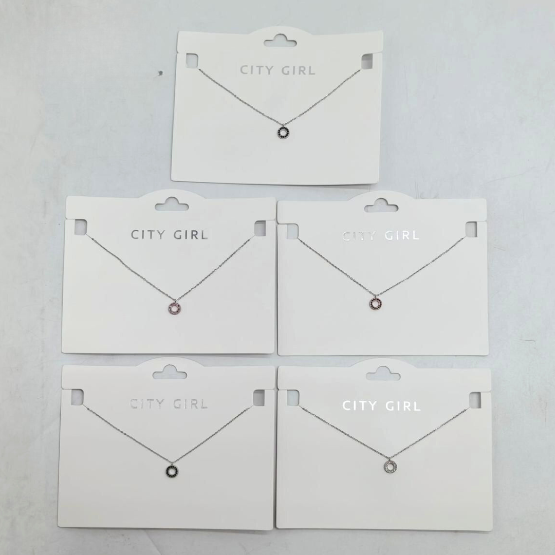 COLLAR CON COLGANTE PLATEADO - CITY GIRL