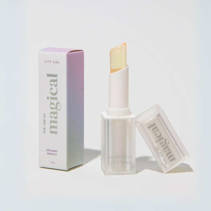 BALSAMO BRILLO LABIAL MÁGICO – CITY GIRL (COLOR SURTIDO TODOS QUEDAN ROSA EN LOS LABIOS)