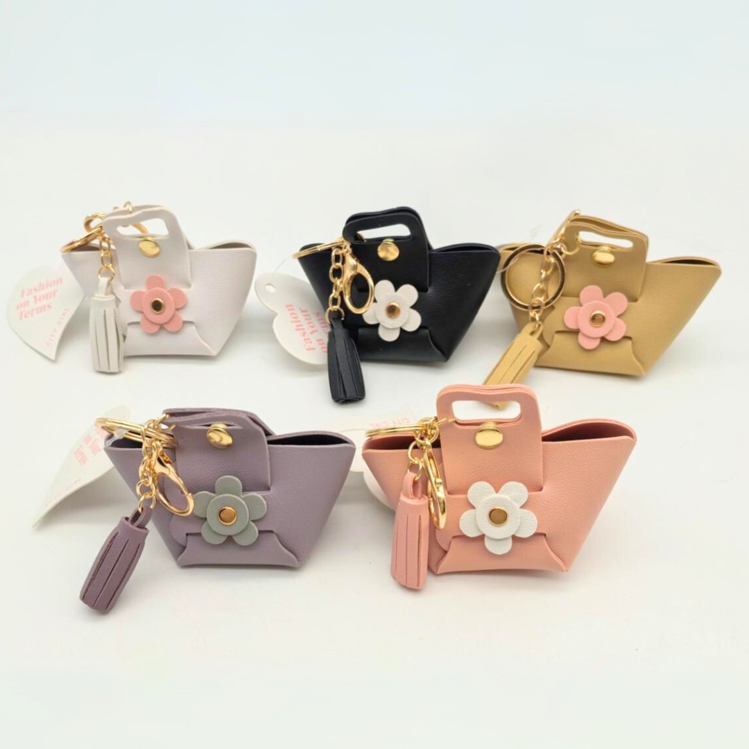 LLAVEROS CHARMS CARTERA FLOR – PAQUETE 12u