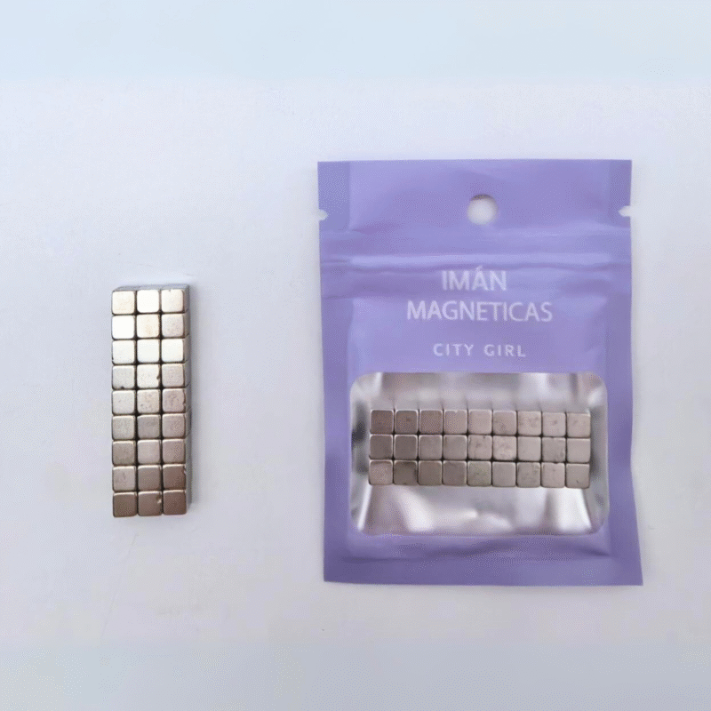 MINI IMANES CUADRADOS *GRANDES – CITY GIRL