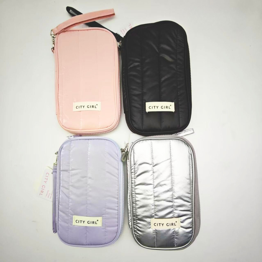 PORTA DOCUMENTO PUFFER – CITY GIRL