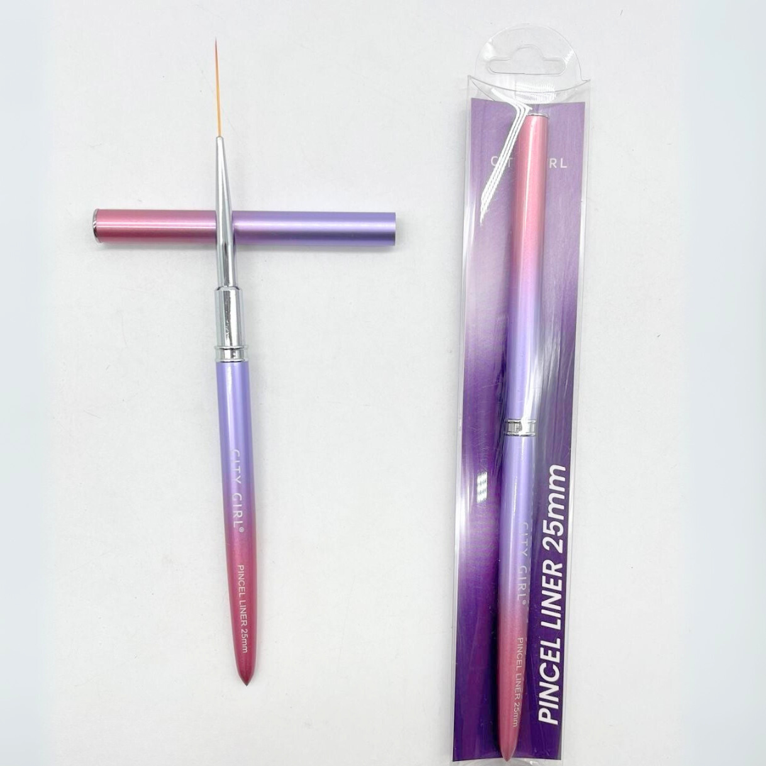 PINCEL LINER #9 - CITY GIRL