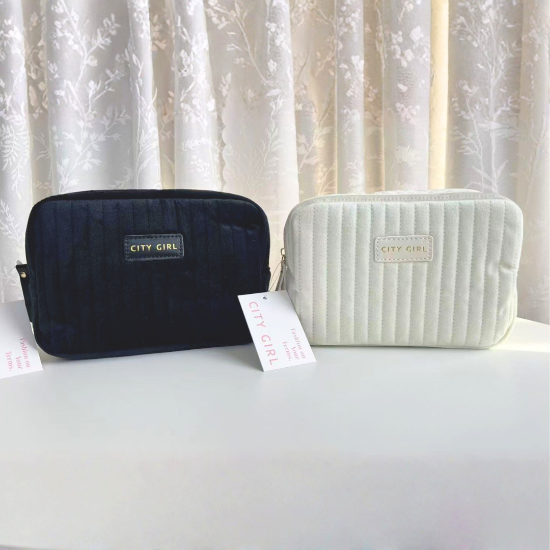 NECESER / PORTA COSMÉTICOS - CITY GIRL