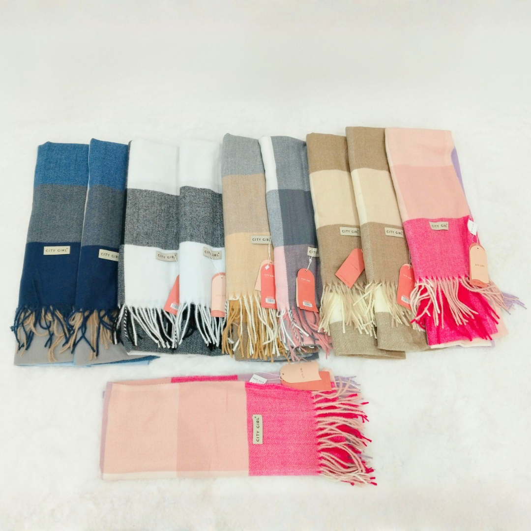 BUFANDA A CUADROS - CITY GIRL