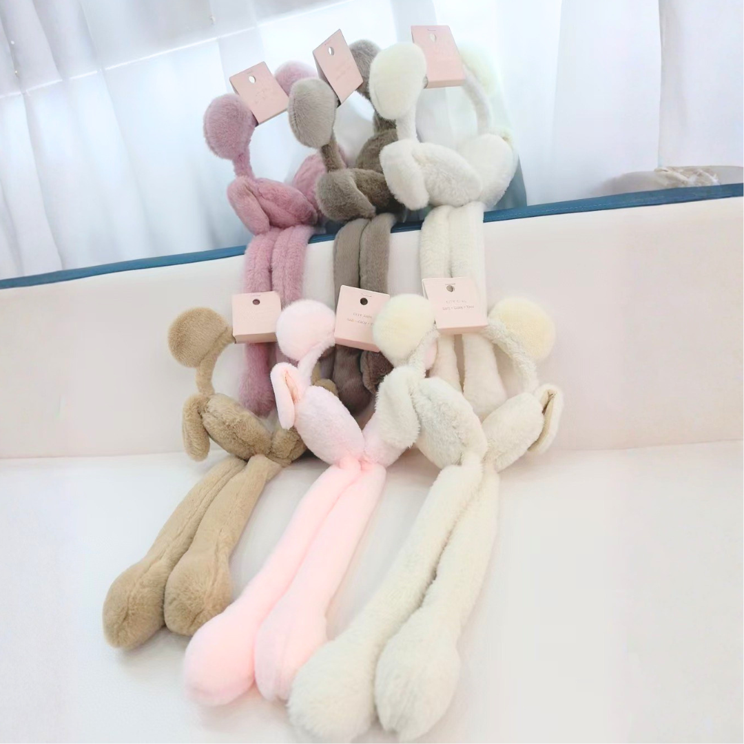 OREJERAS DE OSITO CON POMPONES - CITY GIRL