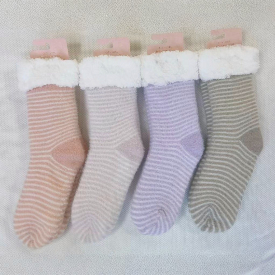 PANTUMEDIAS DE PELUCHE - CITY GIRL