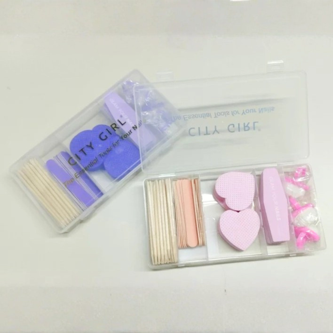 CAJA CON ESENCIALES PARA UÑAS - CITY GIRL